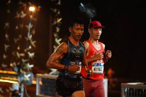 BIB: 3841, 41162
                            <button type="button" onclick="openModal(16174042)" class="btn btn-primary btn-sm float-right btn-popup" data-toggle="modal" data-target=".modal-high-quality">
                        <i class="fas fa-shopping-cart"></i> Add to Cart
                    </button>
                                            <button type="button" onclick="isThisMe(16174042, true)" class="btn btn-success btn-sm float-right btn-popup btn-isme hidden" data-toggle="tooltip" data-placement="bottom" title="นี่คือรูปของคุณใช่ไหม คลิกที่นี่เพื่อเอาเข้าอัลบั้ม">
                        <i class="fas fa-plus"></i> Add to album
                    </button>
                    <button type="button" onclick="isThisMe(16174042, false)" class="btn btn-warning btn-sm float-right btn-popup btn-isnotme hidden">
                        <i class="fas fa-ban"></i> Remove from album
                    </button>