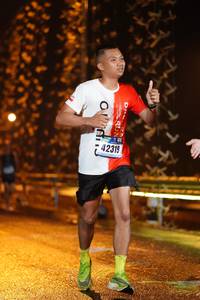 BIB: 42319
                            <button type="button" onclick="openModal(16198918)" class="btn btn-primary btn-sm float-right btn-popup" data-toggle="modal" data-target=".modal-high-quality">
                        <i class="fas fa-shopping-cart"></i> Add to Cart
                    </button>
                                            <button type="button" onclick="isThisMe(16198918, true)" class="btn btn-success btn-sm float-right btn-popup btn-isme hidden" data-toggle="tooltip" data-placement="bottom" title="นี่คือรูปของคุณใช่ไหม คลิกที่นี่เพื่อเอาเข้าอัลบั้ม">
                        <i class="fas fa-plus"></i> Add to album
                    </button>
                    <button type="button" onclick="isThisMe(16198918, false)" class="btn btn-warning btn-sm float-right btn-popup btn-isnotme hidden">
                        <i class="fas fa-ban"></i> Remove from album
                    </button>