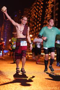 BIB: 417
                            <button type="button" onclick="openModal(16299670)" class="btn btn-primary btn-sm float-right btn-popup" data-toggle="modal" data-target=".modal-high-quality">
                        <i class="fas fa-shopping-cart"></i> Add to Cart
                    </button>
                                            <button type="button" onclick="isThisMe(16299670, true)" class="btn btn-success btn-sm float-right btn-popup btn-isme hidden" data-toggle="tooltip" data-placement="bottom" title="นี่คือรูปของคุณใช่ไหม คลิกที่นี่เพื่อเอาเข้าอัลบั้ม">
                        <i class="fas fa-plus"></i> Add to album
                    </button>
                    <button type="button" onclick="isThisMe(16299670, false)" class="btn btn-warning btn-sm float-right btn-popup btn-isnotme hidden">
                        <i class="fas fa-ban"></i> Remove from album
                    </button>