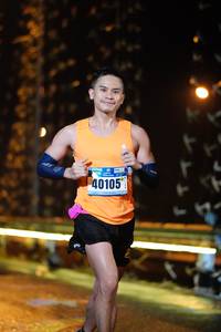 BIB: 40105
                            <button type="button" onclick="openModal(16196819)" class="btn btn-primary btn-sm float-right btn-popup" data-toggle="modal" data-target=".modal-high-quality">
                        <i class="fas fa-shopping-cart"></i> Add to Cart
                    </button>
                                            <button type="button" onclick="isThisMe(16196819, true)" class="btn btn-success btn-sm float-right btn-popup btn-isme hidden" data-toggle="tooltip" data-placement="bottom" title="นี่คือรูปของคุณใช่ไหม คลิกที่นี่เพื่อเอาเข้าอัลบั้ม">
                        <i class="fas fa-plus"></i> Add to album
                    </button>
                    <button type="button" onclick="isThisMe(16196819, false)" class="btn btn-warning btn-sm float-right btn-popup btn-isnotme hidden">
                        <i class="fas fa-ban"></i> Remove from album
                    </button>