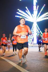 BIB: 4171
                            <button type="button" onclick="openModal(18026850)" class="btn btn-primary btn-sm float-right btn-popup" data-toggle="modal" data-target=".modal-high-quality">
                        <i class="fas fa-shopping-cart"></i> Add to Cart
                    </button>
                                            <button type="button" onclick="isThisMe(18026850, true)" class="btn btn-success btn-sm float-right btn-popup btn-isme hidden" data-toggle="tooltip" data-placement="bottom" title="นี่คือรูปของคุณใช่ไหม คลิกที่นี่เพื่อเอาเข้าอัลบั้ม">
                        <i class="fas fa-plus"></i> Add to album
                    </button>
                    <button type="button" onclick="isThisMe(18026850, false)" class="btn btn-warning btn-sm float-right btn-popup btn-isnotme hidden">
                        <i class="fas fa-ban"></i> Remove from album
                    </button>