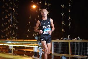 BIB: 401
                            <button type="button" onclick="openModal(16171738)" class="btn btn-primary btn-sm float-right btn-popup" data-toggle="modal" data-target=".modal-high-quality">
                        <i class="fas fa-shopping-cart"></i> Add to Cart
                    </button>
                                            <button type="button" onclick="isThisMe(16171738, true)" class="btn btn-success btn-sm float-right btn-popup btn-isme hidden" data-toggle="tooltip" data-placement="bottom" title="นี่คือรูปของคุณใช่ไหม คลิกที่นี่เพื่อเอาเข้าอัลบั้ม">
                        <i class="fas fa-plus"></i> Add to album
                    </button>
                    <button type="button" onclick="isThisMe(16171738, false)" class="btn btn-warning btn-sm float-right btn-popup btn-isnotme hidden">
                        <i class="fas fa-ban"></i> Remove from album
                    </button>