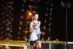 BIB: 40176
                            <button type="button" onclick="openModal(16170098)" class="btn btn-primary btn-sm float-right btn-popup" data-toggle="modal" data-target=".modal-high-quality">
                        <i class="fas fa-shopping-cart"></i> Add to Cart
                    </button>
                                            <button type="button" onclick="isThisMe(16170098, true)" class="btn btn-success btn-sm float-right btn-popup btn-isme hidden" data-toggle="tooltip" data-placement="bottom" title="นี่คือรูปของคุณใช่ไหม คลิกที่นี่เพื่อเอาเข้าอัลบั้ม">
                        <i class="fas fa-plus"></i> Add to album
                    </button>
                    <button type="button" onclick="isThisMe(16170098, false)" class="btn btn-warning btn-sm float-right btn-popup btn-isnotme hidden">
                        <i class="fas fa-ban"></i> Remove from album
                    </button>