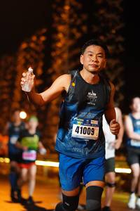 BIB: 022, 41009
                            <button type="button" onclick="openModal(16394589)" class="btn btn-primary btn-sm float-right btn-popup" data-toggle="modal" data-target=".modal-high-quality">
                        <i class="fas fa-shopping-cart"></i> Add to Cart
                    </button>
                                            <button type="button" onclick="isThisMe(16394589, true)" class="btn btn-success btn-sm float-right btn-popup btn-isme hidden" data-toggle="tooltip" data-placement="bottom" title="นี่คือรูปของคุณใช่ไหม คลิกที่นี่เพื่อเอาเข้าอัลบั้ม">
                        <i class="fas fa-plus"></i> Add to album
                    </button>
                    <button type="button" onclick="isThisMe(16394589, false)" class="btn btn-warning btn-sm float-right btn-popup btn-isnotme hidden">
                        <i class="fas fa-ban"></i> Remove from album
                    </button>