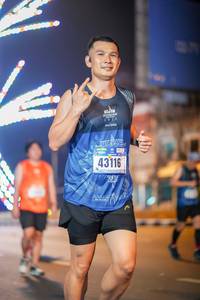 BIB: 022, 43116
                            <button type="button" onclick="openModal(17871280)" class="btn btn-primary btn-sm float-right btn-popup" data-toggle="modal" data-target=".modal-high-quality">
                        <i class="fas fa-shopping-cart"></i> Add to Cart
                    </button>
                                            <button type="button" onclick="isThisMe(17871280, true)" class="btn btn-success btn-sm float-right btn-popup btn-isme hidden" data-toggle="tooltip" data-placement="bottom" title="นี่คือรูปของคุณใช่ไหม คลิกที่นี่เพื่อเอาเข้าอัลบั้ม">
                        <i class="fas fa-plus"></i> Add to album
                    </button>
                    <button type="button" onclick="isThisMe(17871280, false)" class="btn btn-warning btn-sm float-right btn-popup btn-isnotme hidden">
                        <i class="fas fa-ban"></i> Remove from album
                    </button>