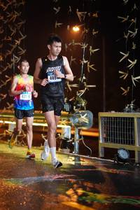 BIB: 405, 425
                            <button type="button" onclick="openModal(16179600)" class="btn btn-primary btn-sm float-right btn-popup" data-toggle="modal" data-target=".modal-high-quality">
                        <i class="fas fa-shopping-cart"></i> Add to Cart
                    </button>
                                            <button type="button" onclick="isThisMe(16179600, true)" class="btn btn-success btn-sm float-right btn-popup btn-isme hidden" data-toggle="tooltip" data-placement="bottom" title="นี่คือรูปของคุณใช่ไหม คลิกที่นี่เพื่อเอาเข้าอัลบั้ม">
                        <i class="fas fa-plus"></i> Add to album
                    </button>
                    <button type="button" onclick="isThisMe(16179600, false)" class="btn btn-warning btn-sm float-right btn-popup btn-isnotme hidden">
                        <i class="fas fa-ban"></i> Remove from album
                    </button>