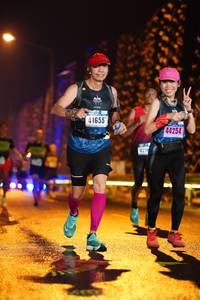 BIB: 41655, 44254, 4218
                            <button type="button" onclick="openModal(16249301)" class="btn btn-primary btn-sm float-right btn-popup" data-toggle="modal" data-target=".modal-high-quality">
                        <i class="fas fa-shopping-cart"></i> Add to Cart
                    </button>
                                            <button type="button" onclick="isThisMe(16249301, true)" class="btn btn-success btn-sm float-right btn-popup btn-isme hidden" data-toggle="tooltip" data-placement="bottom" title="นี่คือรูปของคุณใช่ไหม คลิกที่นี่เพื่อเอาเข้าอัลบั้ม">
                        <i class="fas fa-plus"></i> Add to album
                    </button>
                    <button type="button" onclick="isThisMe(16249301, false)" class="btn btn-warning btn-sm float-right btn-popup btn-isnotme hidden">
                        <i class="fas fa-ban"></i> Remove from album
                    </button>