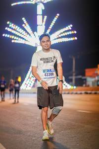 BIB: 43300
                            <button type="button" onclick="openModal(17827262)" class="btn btn-primary btn-sm float-right btn-popup" data-toggle="modal" data-target=".modal-high-quality">
                        <i class="fas fa-shopping-cart"></i> Add to Cart
                    </button>
                                            <button type="button" onclick="isThisMe(17827262, true)" class="btn btn-success btn-sm float-right btn-popup btn-isme hidden" data-toggle="tooltip" data-placement="bottom" title="นี่คือรูปของคุณใช่ไหม คลิกที่นี่เพื่อเอาเข้าอัลบั้ม">
                        <i class="fas fa-plus"></i> Add to album
                    </button>
                    <button type="button" onclick="isThisMe(17827262, false)" class="btn btn-warning btn-sm float-right btn-popup btn-isnotme hidden">
                        <i class="fas fa-ban"></i> Remove from album
                    </button>