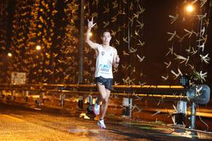 BIB: 40050
                            <button type="button" onclick="openModal(16174283)" class="btn btn-primary btn-sm float-right btn-popup" data-toggle="modal" data-target=".modal-high-quality">
                        <i class="fas fa-shopping-cart"></i> Add to Cart
                    </button>
                                            <button type="button" onclick="isThisMe(16174283, true)" class="btn btn-success btn-sm float-right btn-popup btn-isme hidden" data-toggle="tooltip" data-placement="bottom" title="นี่คือรูปของคุณใช่ไหม คลิกที่นี่เพื่อเอาเข้าอัลบั้ม">
                        <i class="fas fa-plus"></i> Add to album
                    </button>
                    <button type="button" onclick="isThisMe(16174283, false)" class="btn btn-warning btn-sm float-right btn-popup btn-isnotme hidden">
                        <i class="fas fa-ban"></i> Remove from album
                    </button>