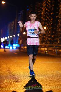 BIB: 40916
                            <button type="button" onclick="openModal(16390274)" class="btn btn-primary btn-sm float-right btn-popup" data-toggle="modal" data-target=".modal-high-quality">
                        <i class="fas fa-shopping-cart"></i> Add to Cart
                    </button>
                                            <button type="button" onclick="isThisMe(16390274, true)" class="btn btn-success btn-sm float-right btn-popup btn-isme hidden" data-toggle="tooltip" data-placement="bottom" title="นี่คือรูปของคุณใช่ไหม คลิกที่นี่เพื่อเอาเข้าอัลบั้ม">
                        <i class="fas fa-plus"></i> Add to album
                    </button>
                    <button type="button" onclick="isThisMe(16390274, false)" class="btn btn-warning btn-sm float-right btn-popup btn-isnotme hidden">
                        <i class="fas fa-ban"></i> Remove from album
                    </button>