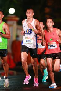 BIB: 21910, 20452
                            <button type="button" onclick="openModal(16180043)" class="btn btn-primary btn-sm float-right btn-popup" data-toggle="modal" data-target=".modal-high-quality">
                        <i class="fas fa-shopping-cart"></i> Add to Cart
                    </button>
                                            <button type="button" onclick="isThisMe(16180043, true)" class="btn btn-success btn-sm float-right btn-popup btn-isme hidden" data-toggle="tooltip" data-placement="bottom" title="นี่คือรูปของคุณใช่ไหม คลิกที่นี่เพื่อเอาเข้าอัลบั้ม">
                        <i class="fas fa-plus"></i> Add to album
                    </button>
                    <button type="button" onclick="isThisMe(16180043, false)" class="btn btn-warning btn-sm float-right btn-popup btn-isnotme hidden">
                        <i class="fas fa-ban"></i> Remove from album
                    </button>