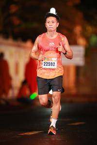 BIB: 22592
                            <button type="button" onclick="openModal(16202530)" class="btn btn-primary btn-sm float-right btn-popup" data-toggle="modal" data-target=".modal-high-quality">
                        <i class="fas fa-shopping-cart"></i> Add to Cart
                    </button>
                                            <button type="button" onclick="isThisMe(16202530, true)" class="btn btn-success btn-sm float-right btn-popup btn-isme hidden" data-toggle="tooltip" data-placement="bottom" title="นี่คือรูปของคุณใช่ไหม คลิกที่นี่เพื่อเอาเข้าอัลบั้ม">
                        <i class="fas fa-plus"></i> Add to album
                    </button>
                    <button type="button" onclick="isThisMe(16202530, false)" class="btn btn-warning btn-sm float-right btn-popup btn-isnotme hidden">
                        <i class="fas fa-ban"></i> Remove from album
                    </button>