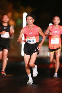 BIB: 20210
                            <button type="button" onclick="openModal(16217710)" class="btn btn-primary btn-sm float-right btn-popup" data-toggle="modal" data-target=".modal-high-quality">
                        <i class="fas fa-shopping-cart"></i> Add to Cart
                    </button>
                                            <button type="button" onclick="isThisMe(16217710, true)" class="btn btn-success btn-sm float-right btn-popup btn-isme hidden" data-toggle="tooltip" data-placement="bottom" title="นี่คือรูปของคุณใช่ไหม คลิกที่นี่เพื่อเอาเข้าอัลบั้ม">
                        <i class="fas fa-plus"></i> Add to album
                    </button>
                    <button type="button" onclick="isThisMe(16217710, false)" class="btn btn-warning btn-sm float-right btn-popup btn-isnotme hidden">
                        <i class="fas fa-ban"></i> Remove from album
                    </button>