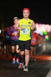 BIB: 4183
                            <button type="button" onclick="openModal(17205165)" class="btn btn-primary btn-sm float-right btn-popup" data-toggle="modal" data-target=".modal-high-quality">
                        <i class="fas fa-shopping-cart"></i> Add to Cart
                    </button>
                                            <button type="button" onclick="isThisMe(17205165, true)" class="btn btn-success btn-sm float-right btn-popup btn-isme hidden" data-toggle="tooltip" data-placement="bottom" title="นี่คือรูปของคุณใช่ไหม คลิกที่นี่เพื่อเอาเข้าอัลบั้ม">
                        <i class="fas fa-plus"></i> Add to album
                    </button>
                    <button type="button" onclick="isThisMe(17205165, false)" class="btn btn-warning btn-sm float-right btn-popup btn-isnotme hidden">
                        <i class="fas fa-ban"></i> Remove from album
                    </button>