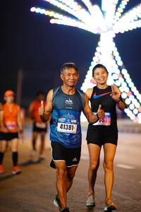BIB: 053
                            <button type="button" onclick="openModal(17513424)" class="btn btn-primary btn-sm float-right btn-popup" data-toggle="modal" data-target=".modal-high-quality">
                        <i class="fas fa-shopping-cart"></i> Add to Cart
                    </button>
                                            <button type="button" onclick="isThisMe(17513424, true)" class="btn btn-success btn-sm float-right btn-popup btn-isme hidden" data-toggle="tooltip" data-placement="bottom" title="นี่คือรูปของคุณใช่ไหม คลิกที่นี่เพื่อเอาเข้าอัลบั้ม">
                        <i class="fas fa-plus"></i> Add to album
                    </button>
                    <button type="button" onclick="isThisMe(17513424, false)" class="btn btn-warning btn-sm float-right btn-popup btn-isnotme hidden">
                        <i class="fas fa-ban"></i> Remove from album
                    </button>