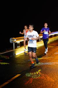 BIB: 40300
                            <button type="button" onclick="openModal(16332987)" class="btn btn-primary btn-sm float-right btn-popup" data-toggle="modal" data-target=".modal-high-quality">
                        <i class="fas fa-shopping-cart"></i> Add to Cart
                    </button>
                                            <button type="button" onclick="isThisMe(16332987, true)" class="btn btn-success btn-sm float-right btn-popup btn-isme hidden" data-toggle="tooltip" data-placement="bottom" title="นี่คือรูปของคุณใช่ไหม คลิกที่นี่เพื่อเอาเข้าอัลบั้ม">
                        <i class="fas fa-plus"></i> Add to album
                    </button>
                    <button type="button" onclick="isThisMe(16332987, false)" class="btn btn-warning btn-sm float-right btn-popup btn-isnotme hidden">
                        <i class="fas fa-ban"></i> Remove from album
                    </button>