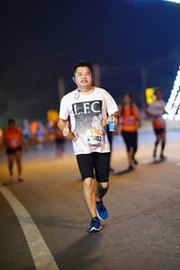 BIB: 21303
                            <button type="button" onclick="openModal(17512581)" class="btn btn-primary btn-sm float-right btn-popup" data-toggle="modal" data-target=".modal-high-quality">
                        <i class="fas fa-shopping-cart"></i> Add to Cart
                    </button>
                                            <button type="button" onclick="isThisMe(17512581, true)" class="btn btn-success btn-sm float-right btn-popup btn-isme hidden" data-toggle="tooltip" data-placement="bottom" title="นี่คือรูปของคุณใช่ไหม คลิกที่นี่เพื่อเอาเข้าอัลบั้ม">
                        <i class="fas fa-plus"></i> Add to album
                    </button>
                    <button type="button" onclick="isThisMe(17512581, false)" class="btn btn-warning btn-sm float-right btn-popup btn-isnotme hidden">
                        <i class="fas fa-ban"></i> Remove from album
                    </button>
