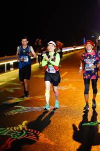 BIB: 42601, 411, 675
                            <button type="button" onclick="openModal(17392231)" class="btn btn-primary btn-sm float-right btn-popup" data-toggle="modal" data-target=".modal-high-quality">
                        <i class="fas fa-shopping-cart"></i> Add to Cart
                    </button>
                                            <button type="button" onclick="isThisMe(17392231, true)" class="btn btn-success btn-sm float-right btn-popup btn-isme hidden" data-toggle="tooltip" data-placement="bottom" title="นี่คือรูปของคุณใช่ไหม คลิกที่นี่เพื่อเอาเข้าอัลบั้ม">
                        <i class="fas fa-plus"></i> Add to album
                    </button>
                    <button type="button" onclick="isThisMe(17392231, false)" class="btn btn-warning btn-sm float-right btn-popup btn-isnotme hidden">
                        <i class="fas fa-ban"></i> Remove from album
                    </button>