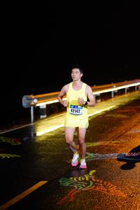 BIB: 42142
                            <button type="button" onclick="openModal(18270873)" class="btn btn-primary btn-sm float-right btn-popup" data-toggle="modal" data-target=".modal-high-quality">
                        <i class="fas fa-shopping-cart"></i> Add to Cart
                    </button>
                                            <button type="button" onclick="isThisMe(18270873, true)" class="btn btn-success btn-sm float-right btn-popup btn-isme hidden" data-toggle="tooltip" data-placement="bottom" title="นี่คือรูปของคุณใช่ไหม คลิกที่นี่เพื่อเอาเข้าอัลบั้ม">
                        <i class="fas fa-plus"></i> Add to album
                    </button>
                    <button type="button" onclick="isThisMe(18270873, false)" class="btn btn-warning btn-sm float-right btn-popup btn-isnotme hidden">
                        <i class="fas fa-ban"></i> Remove from album
                    </button>