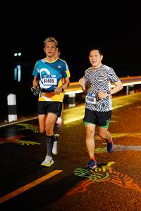 BIB: 81405
                            <button type="button" onclick="openModal(16514992)" class="btn btn-primary btn-sm float-right btn-popup" data-toggle="modal" data-target=".modal-high-quality">
                        <i class="fas fa-shopping-cart"></i> Add to Cart
                    </button>
                                            <button type="button" onclick="isThisMe(16514992, true)" class="btn btn-success btn-sm float-right btn-popup btn-isme hidden" data-toggle="tooltip" data-placement="bottom" title="นี่คือรูปของคุณใช่ไหม คลิกที่นี่เพื่อเอาเข้าอัลบั้ม">
                        <i class="fas fa-plus"></i> Add to album
                    </button>
                    <button type="button" onclick="isThisMe(16514992, false)" class="btn btn-warning btn-sm float-right btn-popup btn-isnotme hidden">
                        <i class="fas fa-ban"></i> Remove from album
                    </button>