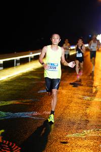 BIB: 3220
                            <button type="button" onclick="openModal(16227274)" class="btn btn-primary btn-sm float-right btn-popup" data-toggle="modal" data-target=".modal-high-quality">
                        <i class="fas fa-shopping-cart"></i> Add to Cart
                    </button>
                                            <button type="button" onclick="isThisMe(16227274, true)" class="btn btn-success btn-sm float-right btn-popup btn-isme hidden" data-toggle="tooltip" data-placement="bottom" title="นี่คือรูปของคุณใช่ไหม คลิกที่นี่เพื่อเอาเข้าอัลบั้ม">
                        <i class="fas fa-plus"></i> Add to album
                    </button>
                    <button type="button" onclick="isThisMe(16227274, false)" class="btn btn-warning btn-sm float-right btn-popup btn-isnotme hidden">
                        <i class="fas fa-ban"></i> Remove from album
                    </button>