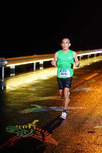 BIB: 4018
                            <button type="button" onclick="openModal(16355664)" class="btn btn-primary btn-sm float-right btn-popup" data-toggle="modal" data-target=".modal-high-quality">
                        <i class="fas fa-shopping-cart"></i> Add to Cart
                    </button>
                                            <button type="button" onclick="isThisMe(16355664, true)" class="btn btn-success btn-sm float-right btn-popup btn-isme hidden" data-toggle="tooltip" data-placement="bottom" title="นี่คือรูปของคุณใช่ไหม คลิกที่นี่เพื่อเอาเข้าอัลบั้ม">
                        <i class="fas fa-plus"></i> Add to album
                    </button>
                    <button type="button" onclick="isThisMe(16355664, false)" class="btn btn-warning btn-sm float-right btn-popup btn-isnotme hidden">
                        <i class="fas fa-ban"></i> Remove from album
                    </button>