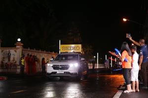 BIB: 
                            <button type="button" onclick="openModal(17780588)" class="btn btn-primary btn-sm float-right btn-popup" data-toggle="modal" data-target=".modal-high-quality">
                        <i class="fas fa-shopping-cart"></i> Add to Cart
                    </button>
                                            <button type="button" onclick="isThisMe(17780588, true)" class="btn btn-success btn-sm float-right btn-popup btn-isme hidden" data-toggle="tooltip" data-placement="bottom" title="นี่คือรูปของคุณใช่ไหม คลิกที่นี่เพื่อเอาเข้าอัลบั้ม">
                        <i class="fas fa-plus"></i> Add to album
                    </button>
                    <button type="button" onclick="isThisMe(17780588, false)" class="btn btn-warning btn-sm float-right btn-popup btn-isnotme hidden">
                        <i class="fas fa-ban"></i> Remove from album
                    </button>