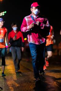 BIB: 257
                            <button type="button" onclick="openModal(17947480)" class="btn btn-primary btn-sm float-right btn-popup" data-toggle="modal" data-target=".modal-high-quality">
                        <i class="fas fa-shopping-cart"></i> Add to Cart
                    </button>
                                            <button type="button" onclick="isThisMe(17947480, true)" class="btn btn-success btn-sm float-right btn-popup btn-isme hidden" data-toggle="tooltip" data-placement="bottom" title="นี่คือรูปของคุณใช่ไหม คลิกที่นี่เพื่อเอาเข้าอัลบั้ม">
                        <i class="fas fa-plus"></i> Add to album
                    </button>
                    <button type="button" onclick="isThisMe(17947480, false)" class="btn btn-warning btn-sm float-right btn-popup btn-isnotme hidden">
                        <i class="fas fa-ban"></i> Remove from album
                    </button>