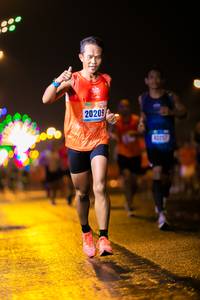 BIB: 20209
                            <button type="button" onclick="openModal(17945943)" class="btn btn-primary btn-sm float-right btn-popup" data-toggle="modal" data-target=".modal-high-quality">
                        <i class="fas fa-shopping-cart"></i> Add to Cart
                    </button>
                                            <button type="button" onclick="isThisMe(17945943, true)" class="btn btn-success btn-sm float-right btn-popup btn-isme hidden" data-toggle="tooltip" data-placement="bottom" title="นี่คือรูปของคุณใช่ไหม คลิกที่นี่เพื่อเอาเข้าอัลบั้ม">
                        <i class="fas fa-plus"></i> Add to album
                    </button>
                    <button type="button" onclick="isThisMe(17945943, false)" class="btn btn-warning btn-sm float-right btn-popup btn-isnotme hidden">
                        <i class="fas fa-ban"></i> Remove from album
                    </button>