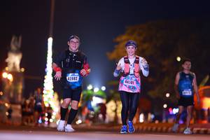 BIB: 42882, 44501
                            <button type="button" onclick="openModal(16425808)" class="btn btn-primary btn-sm float-right btn-popup" data-toggle="modal" data-target=".modal-high-quality">
                        <i class="fas fa-shopping-cart"></i> Add to Cart
                    </button>
                                            <button type="button" onclick="isThisMe(16425808, true)" class="btn btn-success btn-sm float-right btn-popup btn-isme hidden" data-toggle="tooltip" data-placement="bottom" title="นี่คือรูปของคุณใช่ไหม คลิกที่นี่เพื่อเอาเข้าอัลบั้ม">
                        <i class="fas fa-plus"></i> Add to album
                    </button>
                    <button type="button" onclick="isThisMe(16425808, false)" class="btn btn-warning btn-sm float-right btn-popup btn-isnotme hidden">
                        <i class="fas fa-ban"></i> Remove from album
                    </button>