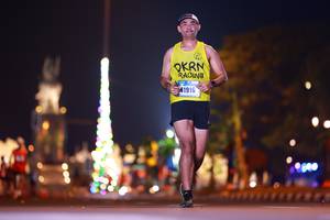 BIB: 41916
                            <button type="button" onclick="openModal(16409252)" class="btn btn-primary btn-sm float-right btn-popup" data-toggle="modal" data-target=".modal-high-quality">
                        <i class="fas fa-shopping-cart"></i> Add to Cart
                    </button>
                                            <button type="button" onclick="isThisMe(16409252, true)" class="btn btn-success btn-sm float-right btn-popup btn-isme hidden" data-toggle="tooltip" data-placement="bottom" title="นี่คือรูปของคุณใช่ไหม คลิกที่นี่เพื่อเอาเข้าอัลบั้ม">
                        <i class="fas fa-plus"></i> Add to album
                    </button>
                    <button type="button" onclick="isThisMe(16409252, false)" class="btn btn-warning btn-sm float-right btn-popup btn-isnotme hidden">
                        <i class="fas fa-ban"></i> Remove from album
                    </button>