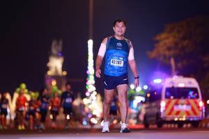 BIB: 42207
                            <button type="button" onclick="openModal(16407279)" class="btn btn-primary btn-sm float-right btn-popup" data-toggle="modal" data-target=".modal-high-quality">
                        <i class="fas fa-shopping-cart"></i> Add to Cart
                    </button>
                                            <button type="button" onclick="isThisMe(16407279, true)" class="btn btn-success btn-sm float-right btn-popup btn-isme hidden" data-toggle="tooltip" data-placement="bottom" title="นี่คือรูปของคุณใช่ไหม คลิกที่นี่เพื่อเอาเข้าอัลบั้ม">
                        <i class="fas fa-plus"></i> Add to album
                    </button>
                    <button type="button" onclick="isThisMe(16407279, false)" class="btn btn-warning btn-sm float-right btn-popup btn-isnotme hidden">
                        <i class="fas fa-ban"></i> Remove from album
                    </button>