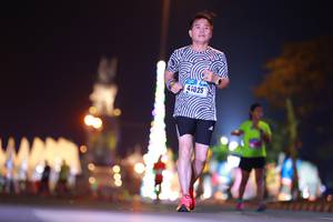 BIB: 41025
                            <button type="button" onclick="openModal(16423402)" class="btn btn-primary btn-sm float-right btn-popup" data-toggle="modal" data-target=".modal-high-quality">
                        <i class="fas fa-shopping-cart"></i> Add to Cart
                    </button>
                                            <button type="button" onclick="isThisMe(16423402, true)" class="btn btn-success btn-sm float-right btn-popup btn-isme hidden" data-toggle="tooltip" data-placement="bottom" title="นี่คือรูปของคุณใช่ไหม คลิกที่นี่เพื่อเอาเข้าอัลบั้ม">
                        <i class="fas fa-plus"></i> Add to album
                    </button>
                    <button type="button" onclick="isThisMe(16423402, false)" class="btn btn-warning btn-sm float-right btn-popup btn-isnotme hidden">
                        <i class="fas fa-ban"></i> Remove from album
                    </button>