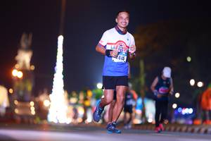 BIB: 445
                            <button type="button" onclick="openModal(16402356)" class="btn btn-primary btn-sm float-right btn-popup" data-toggle="modal" data-target=".modal-high-quality">
                        <i class="fas fa-shopping-cart"></i> Add to Cart
                    </button>
                                            <button type="button" onclick="isThisMe(16402356, true)" class="btn btn-success btn-sm float-right btn-popup btn-isme hidden" data-toggle="tooltip" data-placement="bottom" title="นี่คือรูปของคุณใช่ไหม คลิกที่นี่เพื่อเอาเข้าอัลบั้ม">
                        <i class="fas fa-plus"></i> Add to album
                    </button>
                    <button type="button" onclick="isThisMe(16402356, false)" class="btn btn-warning btn-sm float-right btn-popup btn-isnotme hidden">
                        <i class="fas fa-ban"></i> Remove from album
                    </button>