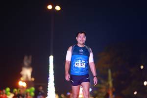 BIB: 207
                            <button type="button" onclick="openModal(16407572)" class="btn btn-primary btn-sm float-right btn-popup" data-toggle="modal" data-target=".modal-high-quality">
                        <i class="fas fa-shopping-cart"></i> Add to Cart
                    </button>
                                            <button type="button" onclick="isThisMe(16407572, true)" class="btn btn-success btn-sm float-right btn-popup btn-isme hidden" data-toggle="tooltip" data-placement="bottom" title="นี่คือรูปของคุณใช่ไหม คลิกที่นี่เพื่อเอาเข้าอัลบั้ม">
                        <i class="fas fa-plus"></i> Add to album
                    </button>
                    <button type="button" onclick="isThisMe(16407572, false)" class="btn btn-warning btn-sm float-right btn-popup btn-isnotme hidden">
                        <i class="fas fa-ban"></i> Remove from album
                    </button>