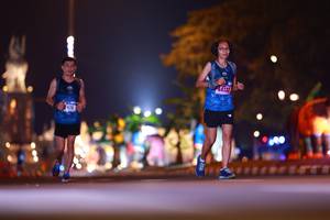 BIB: 44133, 970
                            <button type="button" onclick="openModal(16402607)" class="btn btn-primary btn-sm float-right btn-popup" data-toggle="modal" data-target=".modal-high-quality">
                        <i class="fas fa-shopping-cart"></i> Add to Cart
                    </button>
                                            <button type="button" onclick="isThisMe(16402607, true)" class="btn btn-success btn-sm float-right btn-popup btn-isme hidden" data-toggle="tooltip" data-placement="bottom" title="นี่คือรูปของคุณใช่ไหม คลิกที่นี่เพื่อเอาเข้าอัลบั้ม">
                        <i class="fas fa-plus"></i> Add to album
                    </button>
                    <button type="button" onclick="isThisMe(16402607, false)" class="btn btn-warning btn-sm float-right btn-popup btn-isnotme hidden">
                        <i class="fas fa-ban"></i> Remove from album
                    </button>