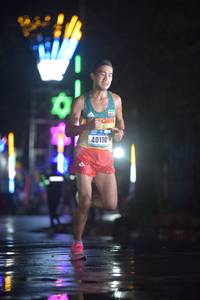 BIB: 40110
                            <button type="button" onclick="openModal(16298781)" class="btn btn-primary btn-sm float-right btn-popup" data-toggle="modal" data-target=".modal-high-quality">
                        <i class="fas fa-shopping-cart"></i> Add to Cart
                    </button>
                                            <button type="button" onclick="isThisMe(16298781, true)" class="btn btn-success btn-sm float-right btn-popup btn-isme hidden" data-toggle="tooltip" data-placement="bottom" title="นี่คือรูปของคุณใช่ไหม คลิกที่นี่เพื่อเอาเข้าอัลบั้ม">
                        <i class="fas fa-plus"></i> Add to album
                    </button>
                    <button type="button" onclick="isThisMe(16298781, false)" class="btn btn-warning btn-sm float-right btn-popup btn-isnotme hidden">
                        <i class="fas fa-ban"></i> Remove from album
                    </button>