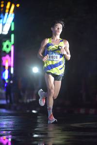 BIB: 41024
                            <button type="button" onclick="openModal(16308090)" class="btn btn-primary btn-sm float-right btn-popup" data-toggle="modal" data-target=".modal-high-quality">
                        <i class="fas fa-shopping-cart"></i> Add to Cart
                    </button>
                                            <button type="button" onclick="isThisMe(16308090, true)" class="btn btn-success btn-sm float-right btn-popup btn-isme hidden" data-toggle="tooltip" data-placement="bottom" title="นี่คือรูปของคุณใช่ไหม คลิกที่นี่เพื่อเอาเข้าอัลบั้ม">
                        <i class="fas fa-plus"></i> Add to album
                    </button>
                    <button type="button" onclick="isThisMe(16308090, false)" class="btn btn-warning btn-sm float-right btn-popup btn-isnotme hidden">
                        <i class="fas fa-ban"></i> Remove from album
                    </button>