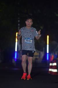 BIB: 41025
                            <button type="button" onclick="openModal(17498411)" class="btn btn-primary btn-sm float-right btn-popup" data-toggle="modal" data-target=".modal-high-quality">
                        <i class="fas fa-shopping-cart"></i> Add to Cart
                    </button>
                                            <button type="button" onclick="isThisMe(17498411, true)" class="btn btn-success btn-sm float-right btn-popup btn-isme hidden" data-toggle="tooltip" data-placement="bottom" title="นี่คือรูปของคุณใช่ไหม คลิกที่นี่เพื่อเอาเข้าอัลบั้ม">
                        <i class="fas fa-plus"></i> Add to album
                    </button>
                    <button type="button" onclick="isThisMe(17498411, false)" class="btn btn-warning btn-sm float-right btn-popup btn-isnotme hidden">
                        <i class="fas fa-ban"></i> Remove from album
                    </button>
