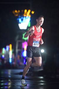 BIB: 41775
                            <button type="button" onclick="openModal(16309739)" class="btn btn-primary btn-sm float-right btn-popup" data-toggle="modal" data-target=".modal-high-quality">
                        <i class="fas fa-shopping-cart"></i> Add to Cart
                    </button>
                                            <button type="button" onclick="isThisMe(16309739, true)" class="btn btn-success btn-sm float-right btn-popup btn-isme hidden" data-toggle="tooltip" data-placement="bottom" title="นี่คือรูปของคุณใช่ไหม คลิกที่นี่เพื่อเอาเข้าอัลบั้ม">
                        <i class="fas fa-plus"></i> Add to album
                    </button>
                    <button type="button" onclick="isThisMe(16309739, false)" class="btn btn-warning btn-sm float-right btn-popup btn-isnotme hidden">
                        <i class="fas fa-ban"></i> Remove from album
                    </button>