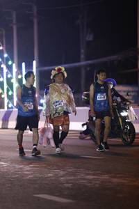 BIB: 407, 42445, 66402
                            <button type="button" onclick="openModal(16705586)" class="btn btn-primary btn-sm float-right btn-popup" data-toggle="modal" data-target=".modal-high-quality">
                        <i class="fas fa-shopping-cart"></i> Add to Cart
                    </button>
                                            <button type="button" onclick="isThisMe(16705586, true)" class="btn btn-success btn-sm float-right btn-popup btn-isme hidden" data-toggle="tooltip" data-placement="bottom" title="นี่คือรูปของคุณใช่ไหม คลิกที่นี่เพื่อเอาเข้าอัลบั้ม">
                        <i class="fas fa-plus"></i> Add to album
                    </button>
                    <button type="button" onclick="isThisMe(16705586, false)" class="btn btn-warning btn-sm float-right btn-popup btn-isnotme hidden">
                        <i class="fas fa-ban"></i> Remove from album
                    </button>