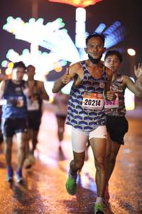 BIB: 20214, 962
                            <button type="button" onclick="openModal(16874210)" class="btn btn-primary btn-sm float-right btn-popup" data-toggle="modal" data-target=".modal-high-quality">
                        <i class="fas fa-shopping-cart"></i> Add to Cart
                    </button>
                                            <button type="button" onclick="isThisMe(16874210, true)" class="btn btn-success btn-sm float-right btn-popup btn-isme hidden" data-toggle="tooltip" data-placement="bottom" title="นี่คือรูปของคุณใช่ไหม คลิกที่นี่เพื่อเอาเข้าอัลบั้ม">
                        <i class="fas fa-plus"></i> Add to album
                    </button>
                    <button type="button" onclick="isThisMe(16874210, false)" class="btn btn-warning btn-sm float-right btn-popup btn-isnotme hidden">
                        <i class="fas fa-ban"></i> Remove from album
                    </button>