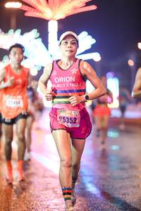 BIB: 25352
                            <button type="button" onclick="openModal(16933480)" class="btn btn-primary btn-sm float-right btn-popup" data-toggle="modal" data-target=".modal-high-quality">
                        <i class="fas fa-shopping-cart"></i> Add to Cart
                    </button>
                                            <button type="button" onclick="isThisMe(16933480, true)" class="btn btn-success btn-sm float-right btn-popup btn-isme hidden" data-toggle="tooltip" data-placement="bottom" title="นี่คือรูปของคุณใช่ไหม คลิกที่นี่เพื่อเอาเข้าอัลบั้ม">
                        <i class="fas fa-plus"></i> Add to album
                    </button>
                    <button type="button" onclick="isThisMe(16933480, false)" class="btn btn-warning btn-sm float-right btn-popup btn-isnotme hidden">
                        <i class="fas fa-ban"></i> Remove from album
                    </button>