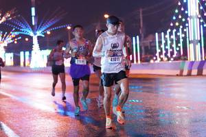 BIB: 41011, 21591
                            <button type="button" onclick="openModal(17616486)" class="btn btn-primary btn-sm float-right btn-popup" data-toggle="modal" data-target=".modal-high-quality">
                        <i class="fas fa-shopping-cart"></i> Add to Cart
                    </button>
                                            <button type="button" onclick="isThisMe(17616486, true)" class="btn btn-success btn-sm float-right btn-popup btn-isme hidden" data-toggle="tooltip" data-placement="bottom" title="นี่คือรูปของคุณใช่ไหม คลิกที่นี่เพื่อเอาเข้าอัลบั้ม">
                        <i class="fas fa-plus"></i> Add to album
                    </button>
                    <button type="button" onclick="isThisMe(17616486, false)" class="btn btn-warning btn-sm float-right btn-popup btn-isnotme hidden">
                        <i class="fas fa-ban"></i> Remove from album
                    </button>