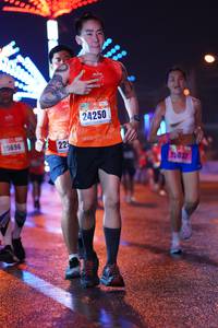 BIB: 24250, 20696, 25037
                            <button type="button" onclick="openModal(17635632)" class="btn btn-primary btn-sm float-right btn-popup" data-toggle="modal" data-target=".modal-high-quality">
                        <i class="fas fa-shopping-cart"></i> Add to Cart
                    </button>
                                            <button type="button" onclick="isThisMe(17635632, true)" class="btn btn-success btn-sm float-right btn-popup btn-isme hidden" data-toggle="tooltip" data-placement="bottom" title="นี่คือรูปของคุณใช่ไหม คลิกที่นี่เพื่อเอาเข้าอัลบั้ม">
                        <i class="fas fa-plus"></i> Add to album
                    </button>
                    <button type="button" onclick="isThisMe(17635632, false)" class="btn btn-warning btn-sm float-right btn-popup btn-isnotme hidden">
                        <i class="fas fa-ban"></i> Remove from album
                    </button>