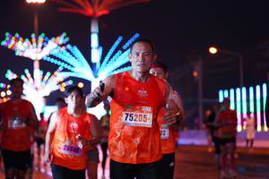 BIB: 75205, 26840
                            <button type="button" onclick="openModal(17647433)" class="btn btn-primary btn-sm float-right btn-popup" data-toggle="modal" data-target=".modal-high-quality">
                        <i class="fas fa-shopping-cart"></i> Add to Cart
                    </button>
                                            <button type="button" onclick="isThisMe(17647433, true)" class="btn btn-success btn-sm float-right btn-popup btn-isme hidden" data-toggle="tooltip" data-placement="bottom" title="นี่คือรูปของคุณใช่ไหม คลิกที่นี่เพื่อเอาเข้าอัลบั้ม">
                        <i class="fas fa-plus"></i> Add to album
                    </button>
                    <button type="button" onclick="isThisMe(17647433, false)" class="btn btn-warning btn-sm float-right btn-popup btn-isnotme hidden">
                        <i class="fas fa-ban"></i> Remove from album
                    </button>