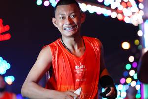 BIB: 202
                            <button type="button" onclick="openModal(17647121)" class="btn btn-primary btn-sm float-right btn-popup" data-toggle="modal" data-target=".modal-high-quality">
                        <i class="fas fa-shopping-cart"></i> Add to Cart
                    </button>
                                            <button type="button" onclick="isThisMe(17647121, true)" class="btn btn-success btn-sm float-right btn-popup btn-isme hidden" data-toggle="tooltip" data-placement="bottom" title="นี่คือรูปของคุณใช่ไหม คลิกที่นี่เพื่อเอาเข้าอัลบั้ม">
                        <i class="fas fa-plus"></i> Add to album
                    </button>
                    <button type="button" onclick="isThisMe(17647121, false)" class="btn btn-warning btn-sm float-right btn-popup btn-isnotme hidden">
                        <i class="fas fa-ban"></i> Remove from album
                    </button>