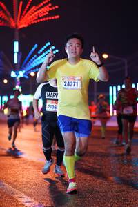 BIB: 24271, 2106
                            <button type="button" onclick="openModal(17632359)" class="btn btn-primary btn-sm float-right btn-popup" data-toggle="modal" data-target=".modal-high-quality">
                        <i class="fas fa-shopping-cart"></i> Add to Cart
                    </button>
                                            <button type="button" onclick="isThisMe(17632359, true)" class="btn btn-success btn-sm float-right btn-popup btn-isme hidden" data-toggle="tooltip" data-placement="bottom" title="นี่คือรูปของคุณใช่ไหม คลิกที่นี่เพื่อเอาเข้าอัลบั้ม">
                        <i class="fas fa-plus"></i> Add to album
                    </button>
                    <button type="button" onclick="isThisMe(17632359, false)" class="btn btn-warning btn-sm float-right btn-popup btn-isnotme hidden">
                        <i class="fas fa-ban"></i> Remove from album
                    </button>