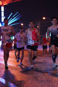 BIB: 40717, 084, 0542
                            <button type="button" onclick="openModal(17634920)" class="btn btn-primary btn-sm float-right btn-popup" data-toggle="modal" data-target=".modal-high-quality">
                        <i class="fas fa-shopping-cart"></i> Add to Cart
                    </button>
                                            <button type="button" onclick="isThisMe(17634920, true)" class="btn btn-success btn-sm float-right btn-popup btn-isme hidden" data-toggle="tooltip" data-placement="bottom" title="นี่คือรูปของคุณใช่ไหม คลิกที่นี่เพื่อเอาเข้าอัลบั้ม">
                        <i class="fas fa-plus"></i> Add to album
                    </button>
                    <button type="button" onclick="isThisMe(17634920, false)" class="btn btn-warning btn-sm float-right btn-popup btn-isnotme hidden">
                        <i class="fas fa-ban"></i> Remove from album
                    </button>