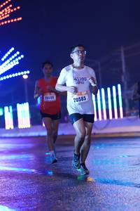 BIB: 100, 42195, 20649, 20585
                            <button type="button" onclick="openModal(17619461)" class="btn btn-primary btn-sm float-right btn-popup" data-toggle="modal" data-target=".modal-high-quality">
                        <i class="fas fa-shopping-cart"></i> Add to Cart
                    </button>
                                            <button type="button" onclick="isThisMe(17619461, true)" class="btn btn-success btn-sm float-right btn-popup btn-isme hidden" data-toggle="tooltip" data-placement="bottom" title="นี่คือรูปของคุณใช่ไหม คลิกที่นี่เพื่อเอาเข้าอัลบั้ม">
                        <i class="fas fa-plus"></i> Add to album
                    </button>
                    <button type="button" onclick="isThisMe(17619461, false)" class="btn btn-warning btn-sm float-right btn-popup btn-isnotme hidden">
                        <i class="fas fa-ban"></i> Remove from album
                    </button>